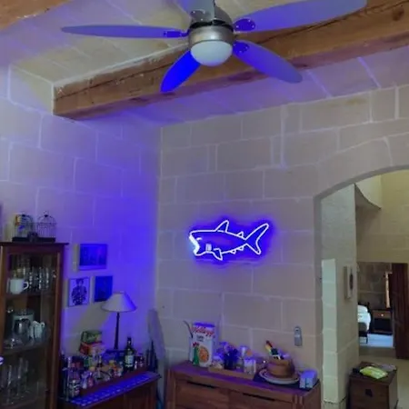 Dar Dragun: Luxury 3br Bright Spacious House & Pool * San Lawrenz