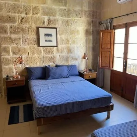 Dar Dragun: Luxury 3br Bright Spacious House & Pool *