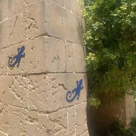 Dar Dragun: Luxury 3br Bright Spacious House & Pool Villa *