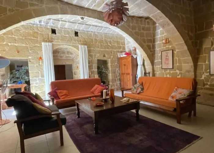 Dar Dragun: Luxury 3br Bright Spacious House & Pool Βίλα