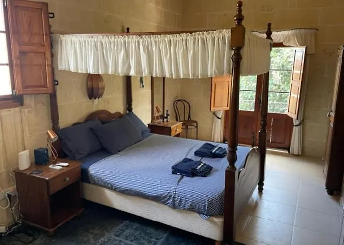 Dar Dragun: Luxury 3br Bright Spacious House & Pool *