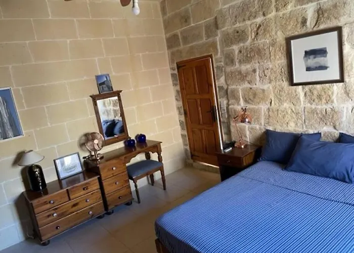 Dar Dragun: Luxury 3br Bright Spacious House & Pool San Lawrenz